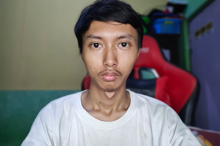 Индонезийский студент заработал на селфи почти миллион долларов